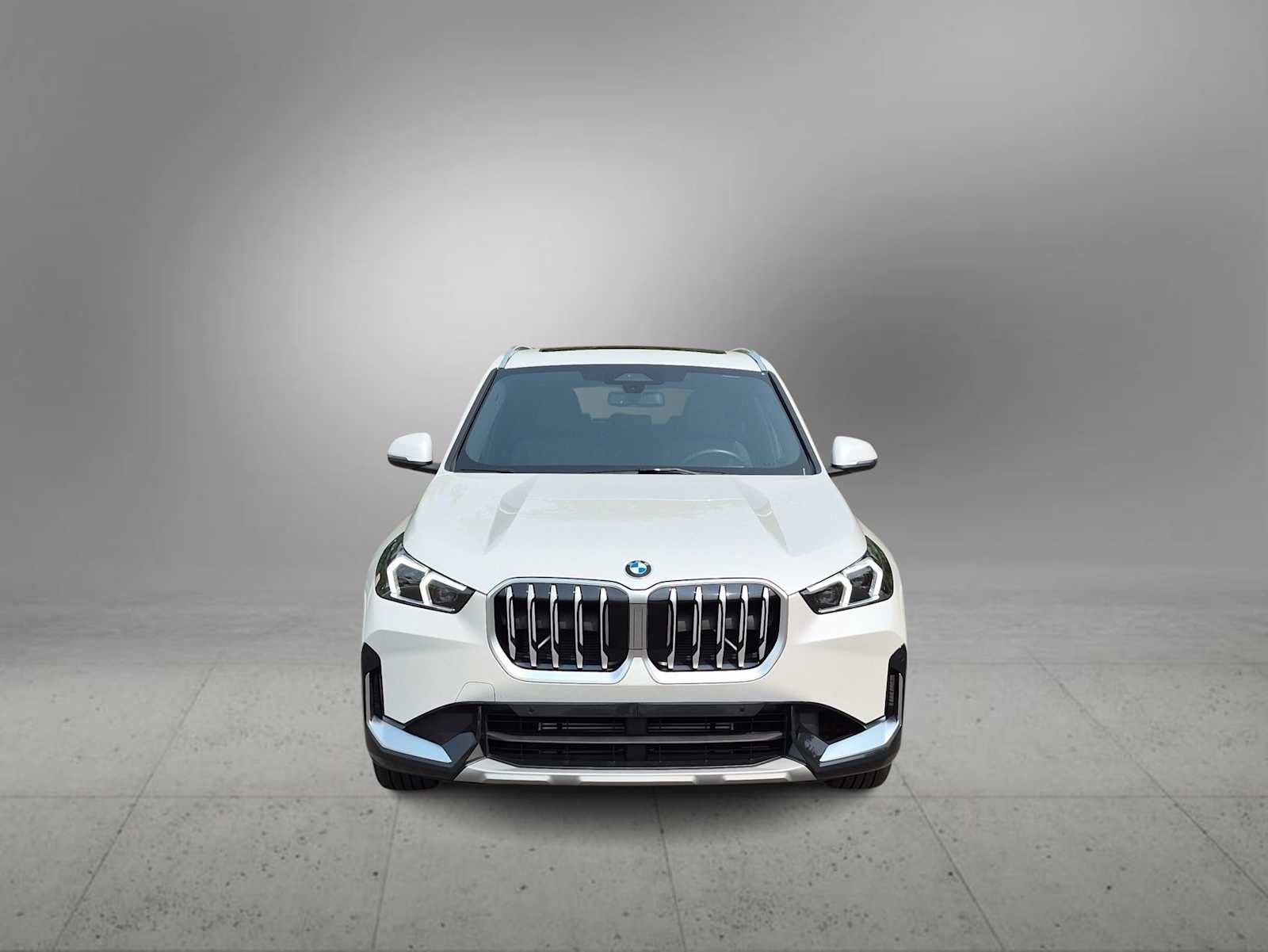 New 2026 BMW X1 xDrive28i AWD/4WD image 3