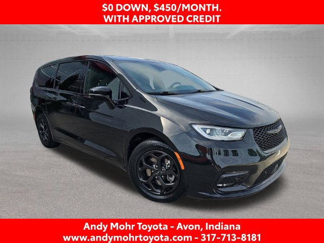 Used 2024 Chrysler Pacifica Limited