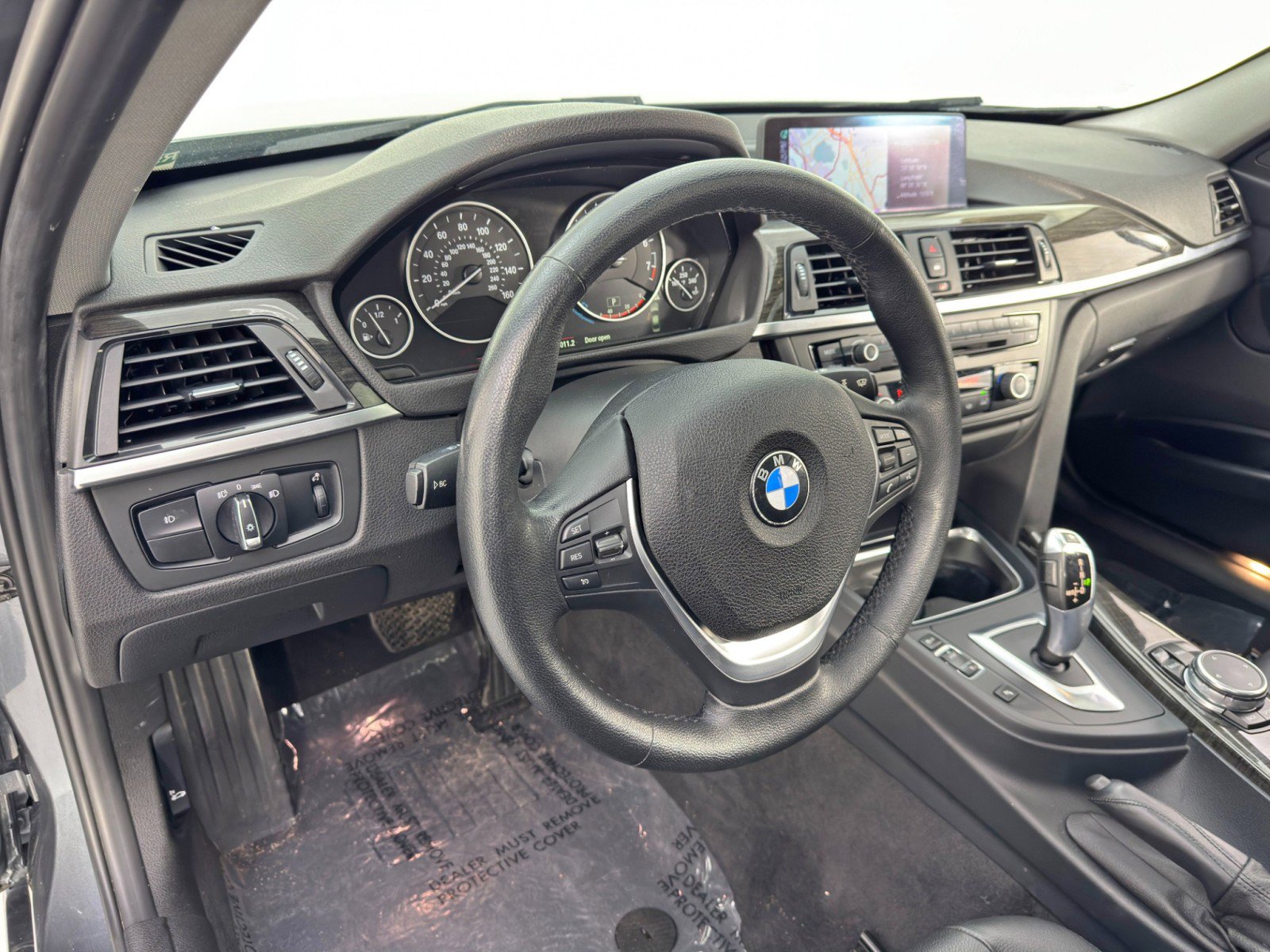 Used 2015 BMW 335i xDrive Sedan AWD/4WD image 13