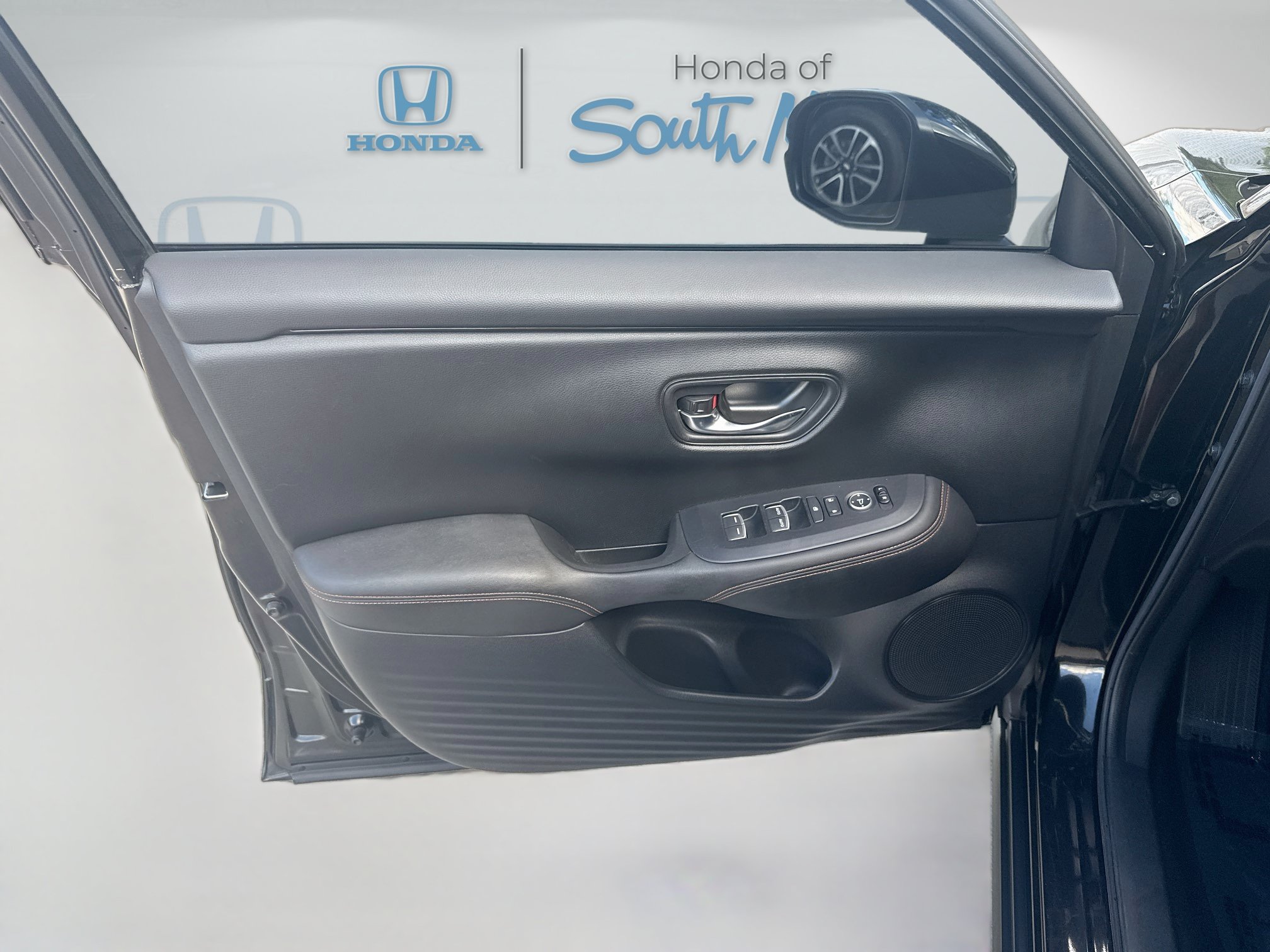 Used 2024 Honda HR-V Sport image 19