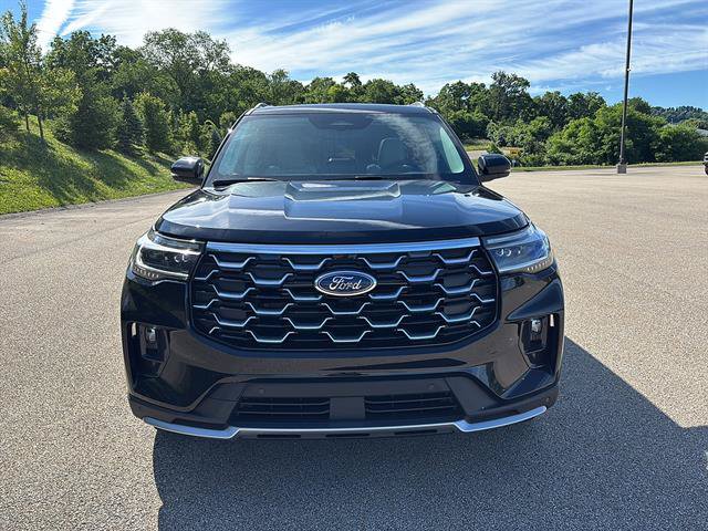 New 2026 Ford Explorer Platinum w/ LUX Leather Package AWD/4WD image 7