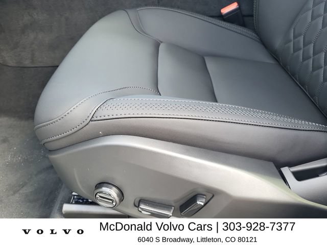New 2026 Volvo XC60 T8 Plus w/ Climate Package PRO AWD/4WD image 12