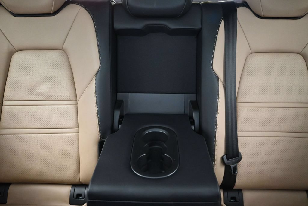 Certified 2025 Porsche Cayenne Coupe AWD/4WD image 22