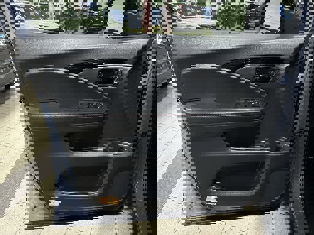 Certified 2024 Honda Passport Black Edition image 32