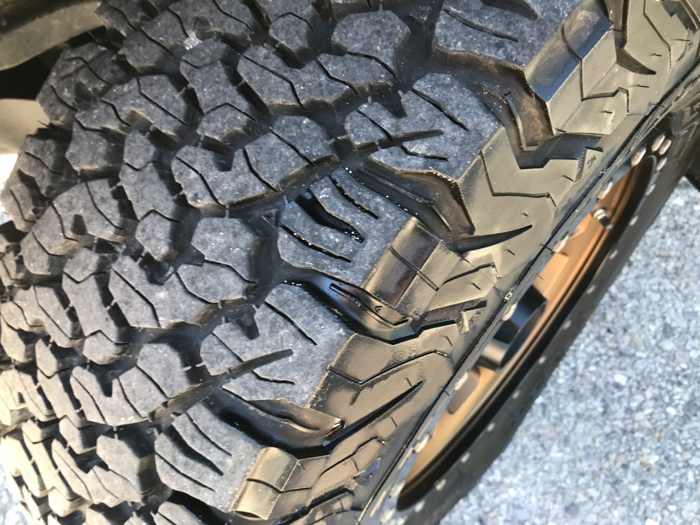 Used 2017 Toyota Tacoma SR5 AWD/4WD image 13
