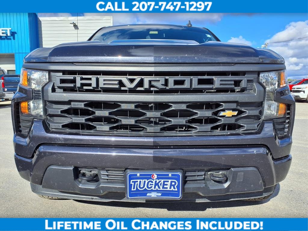 Used 2023 Chevrolet Silverado 1500 Custom image 3