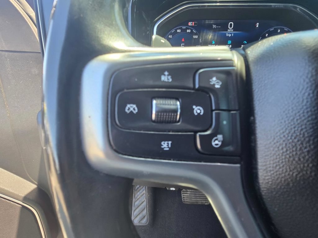 Used 2024 Chevrolet Silverado 1500 LT RWD image 15