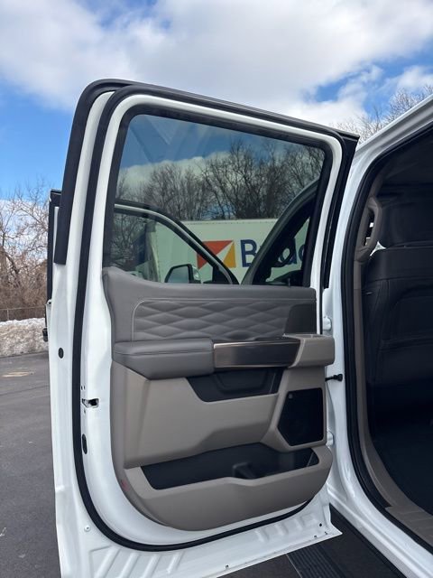 New 2026 Ford F350 Platinum w/ Platinum Plus Package image 24