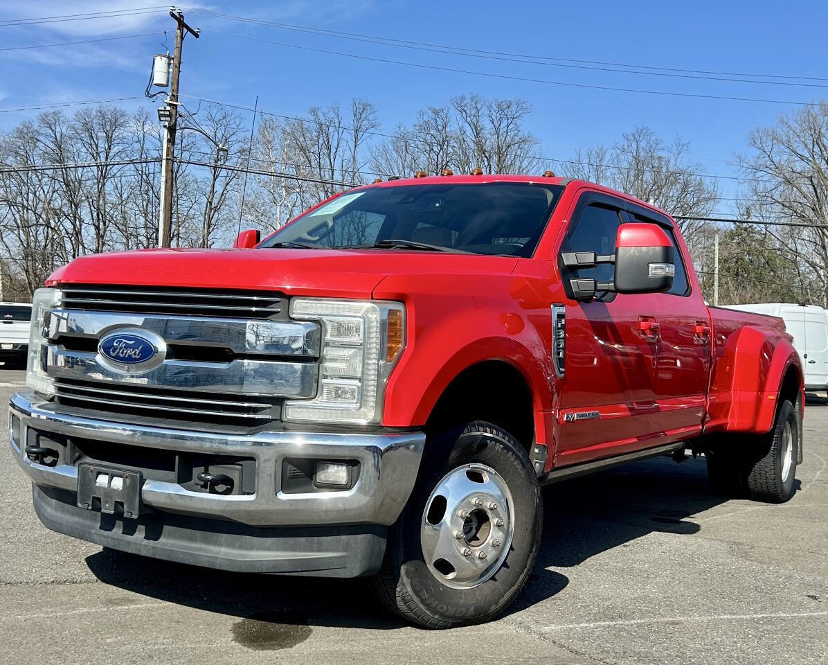 Used 2017 Ford F350 Lariat w/ Lariat Ultimate Package AWD/4WD image 28