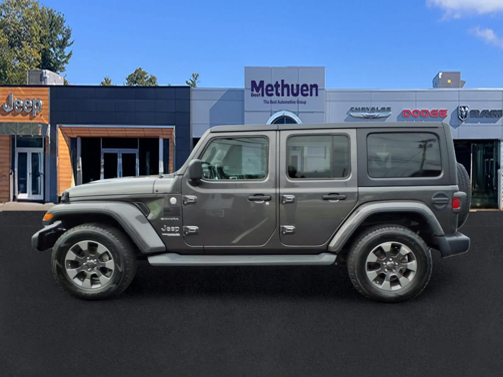 Used 2020 Jeep Wrangler Unlimited Sahara AWD/4WD image 6