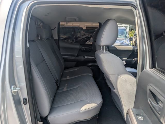Used 2022 Toyota Tacoma SR5 w/ Technology Package RWD image 13