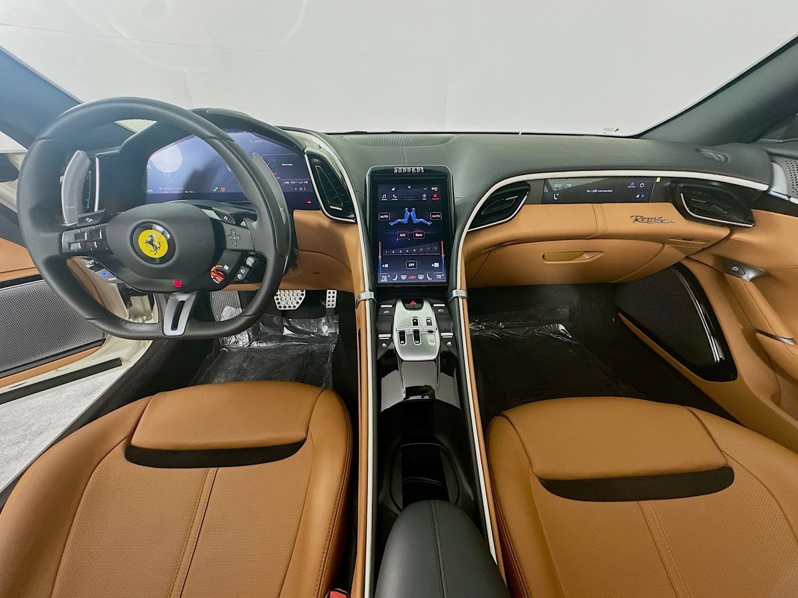 Used 2024 Ferrari Roma Spider RWD image 15