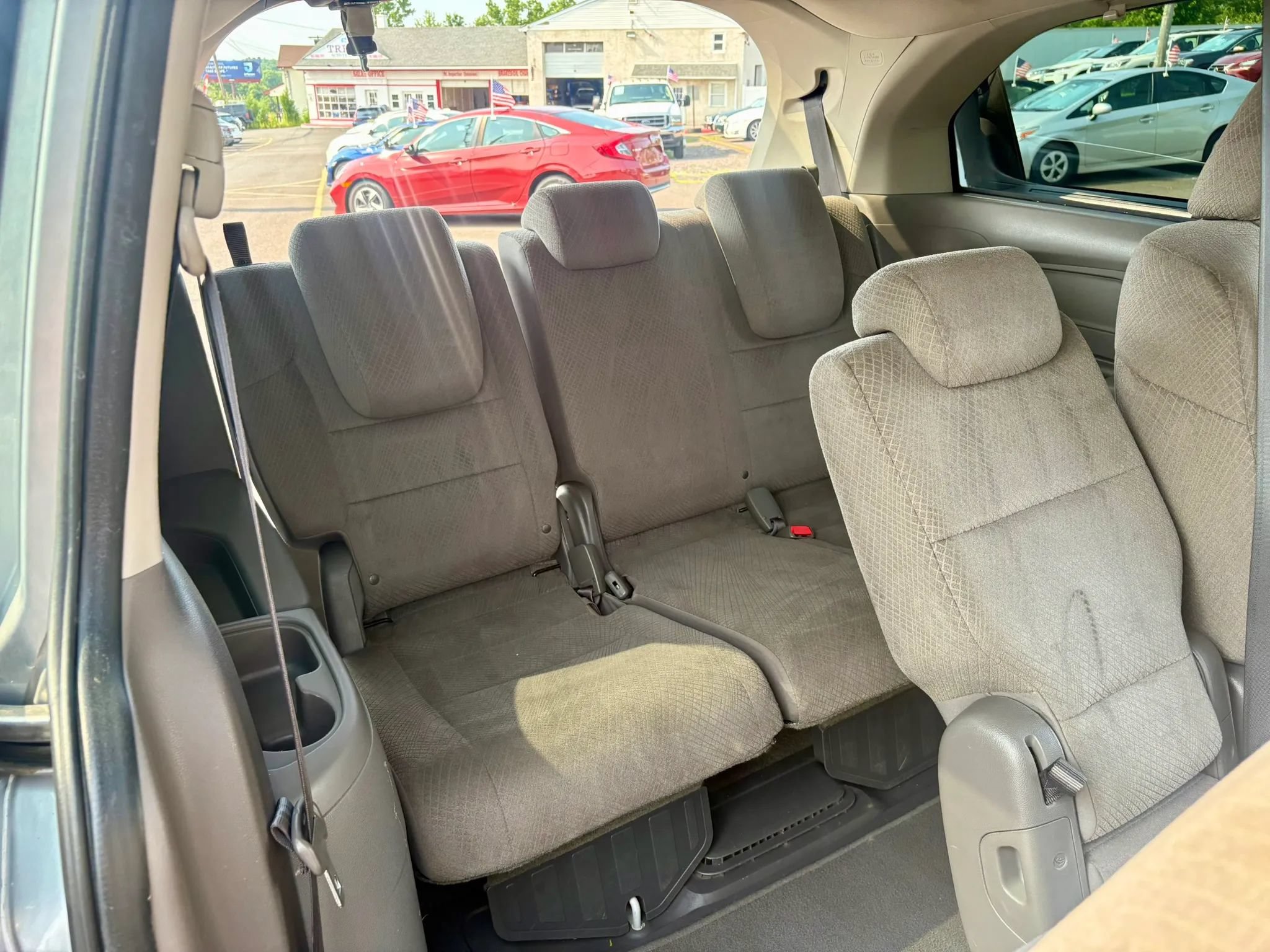Used 2015 Honda Odyssey EX image 25