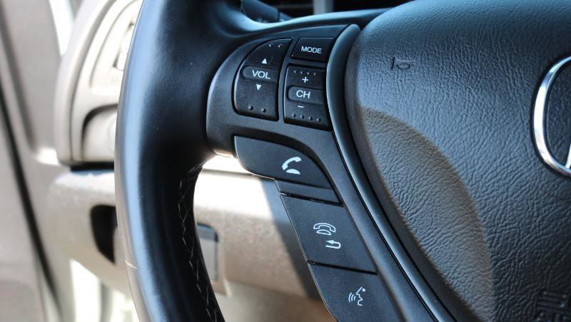 Used 2018 Acura ILX FWD image 9