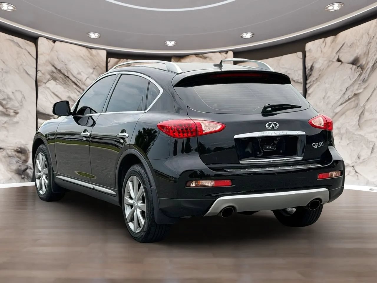 Used 2017 INFINITI QX50 AWD w/ Premium Plus Package image 13
