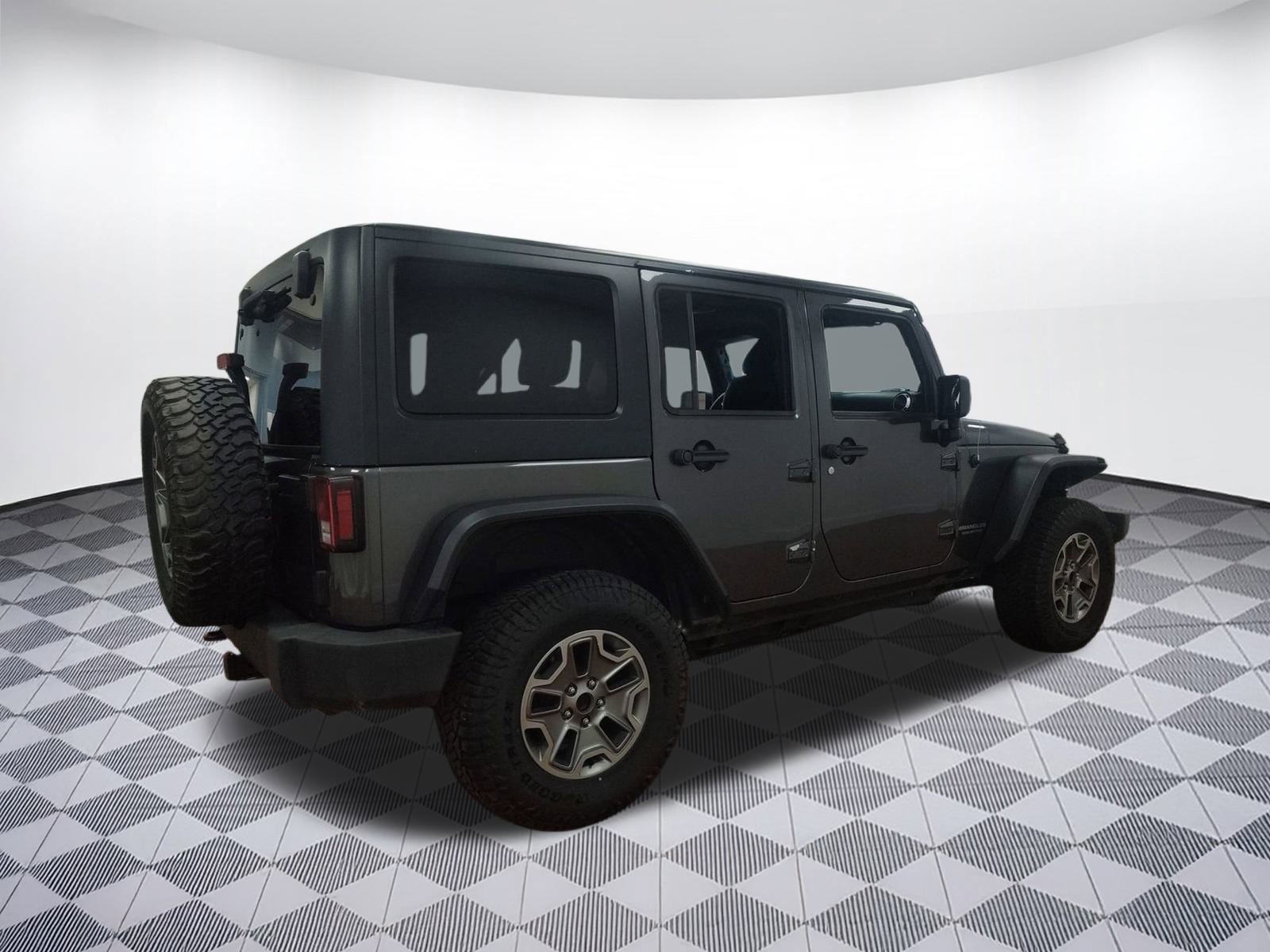 Used 2014 Jeep Wrangler Unlimited Rubicon w/ Dual Top Group image 8