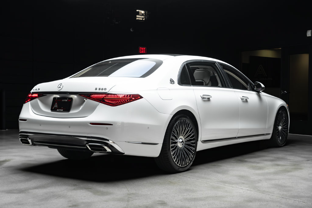 Used 2024 Mercedes-Benz Maybach S 580 4MATIC image 11