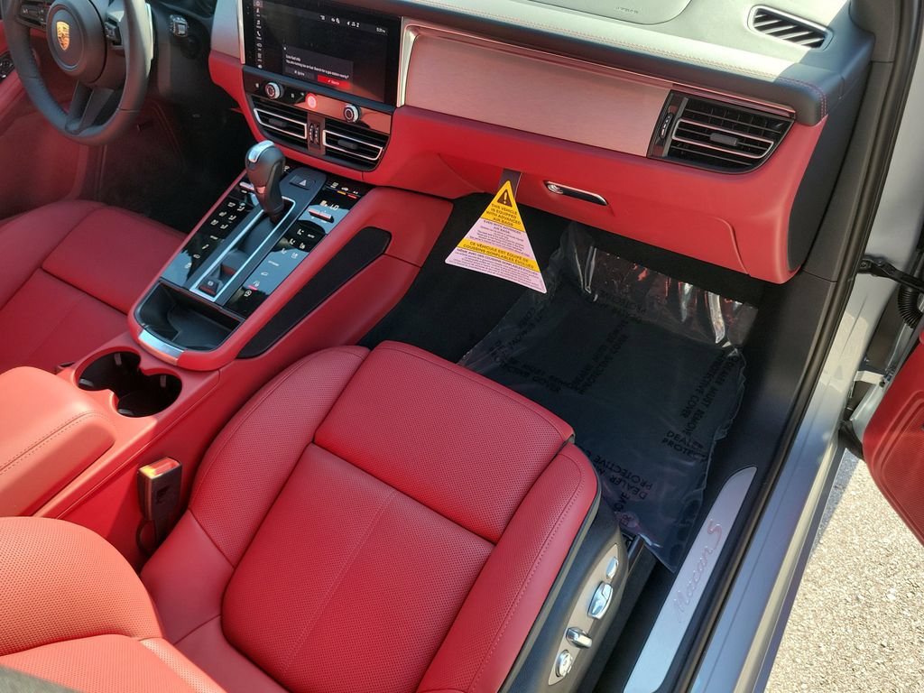 New 2026 Porsche Macan S AWD/4WD image 19