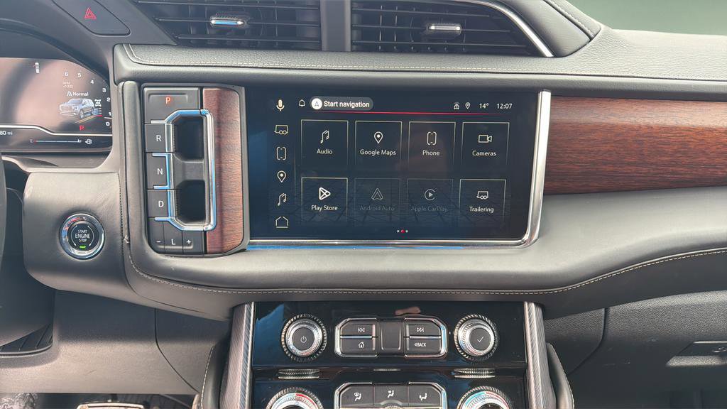 Used 2023 GMC Yukon XL Denali Ultimate image 31