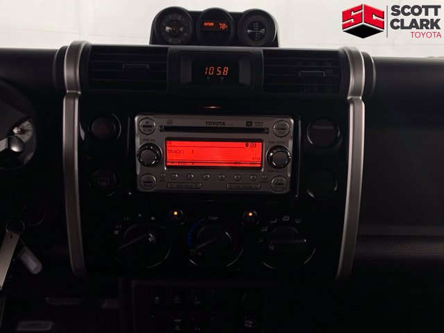Used 2012 Toyota FJ Cruiser 4WD w/ Upgrade Pkg image 21