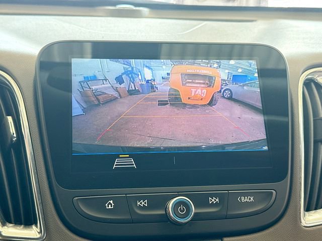 Used 2019 Chevrolet Malibu LT image 14