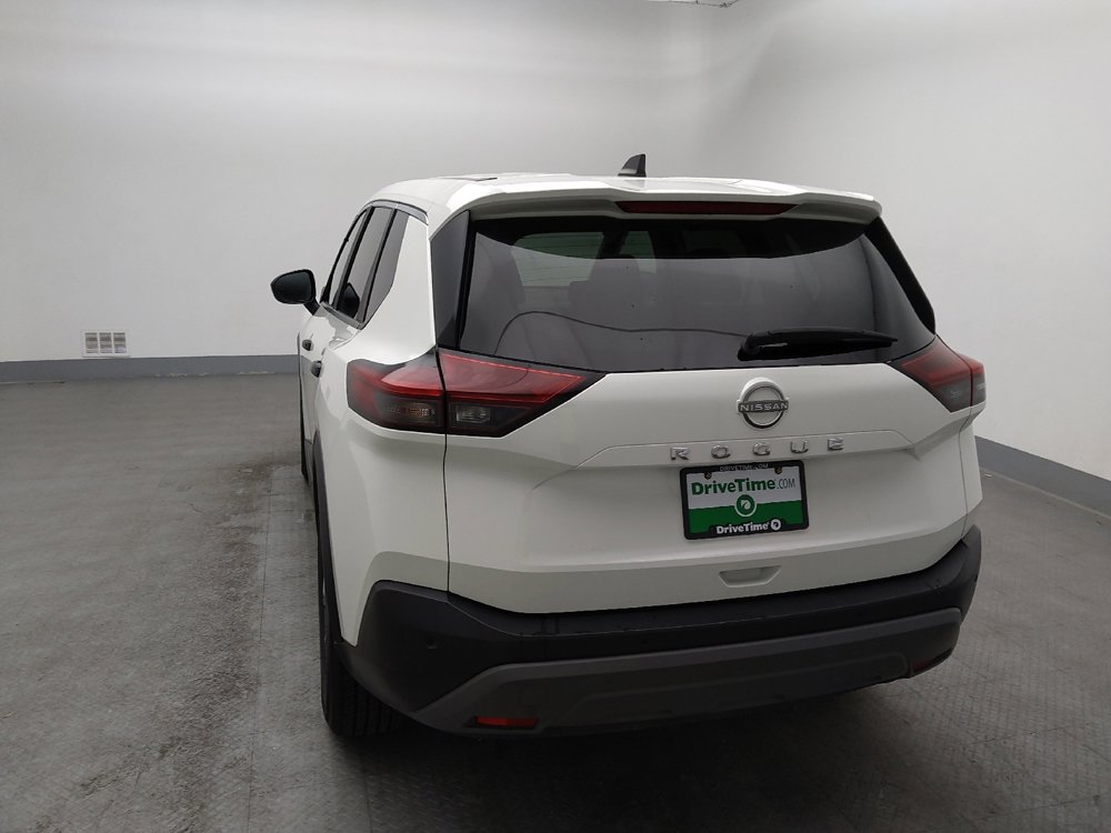 Used 2023 Nissan Rogue S image 6
