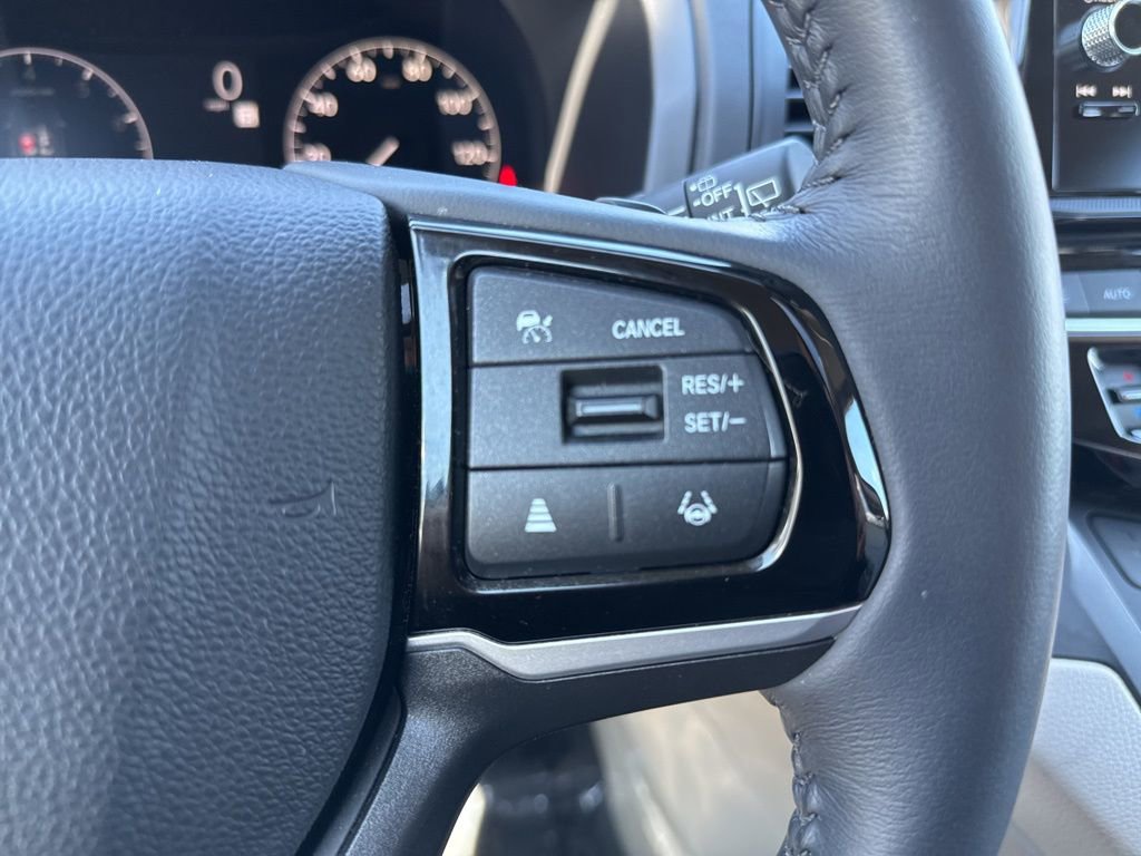 Used 2025 Honda Odyssey EX-L image 22