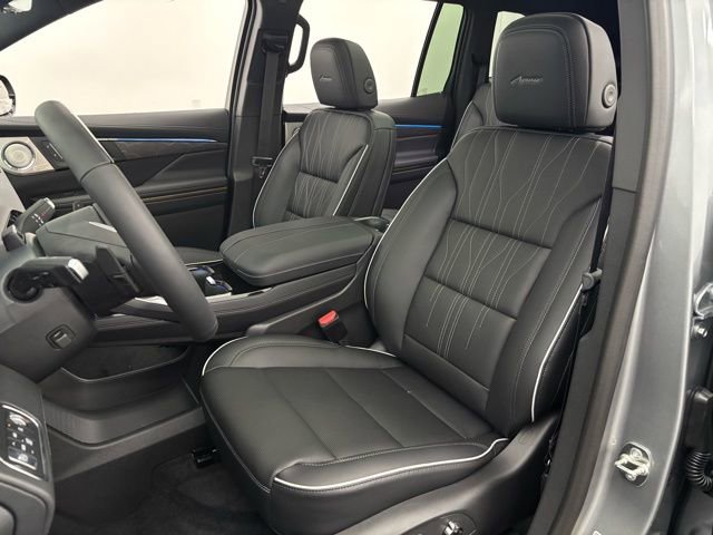 New 2026 Buick Enclave Avenir w/ Super Cruise Package image 22