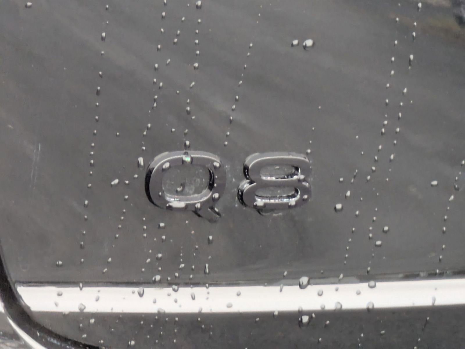 Used 2025 Audi Q8 Prestige w/ Prestige Package image 33