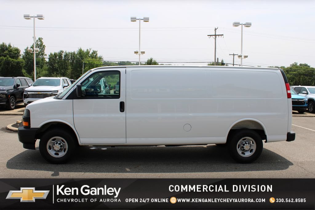 New 2026 Chevrolet Express 3500 Extended w/ Driver Convenience Package RWD image 20