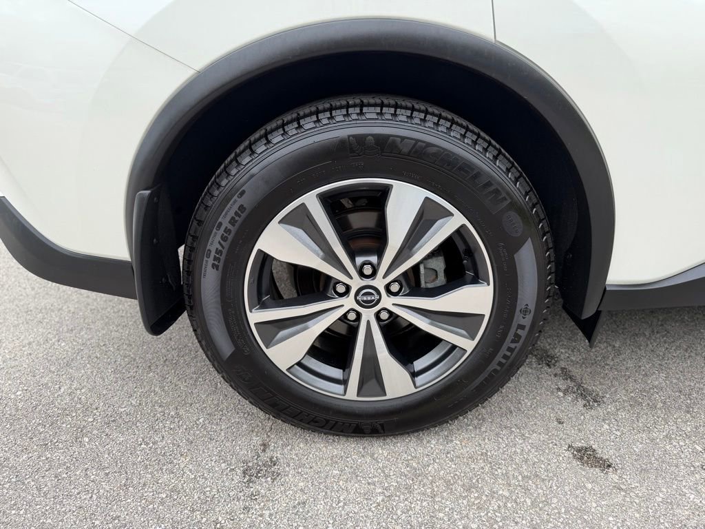 Used 2024 Nissan Murano SV AWD/4WD image 8
