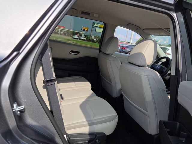 New 2026 Nissan Pathfinder SL FWD image 15