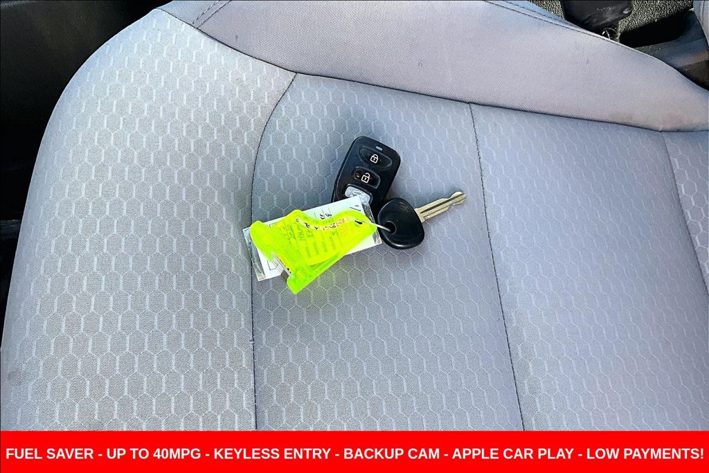 Used 2020 Hyundai Elantra SEL FWD image 37