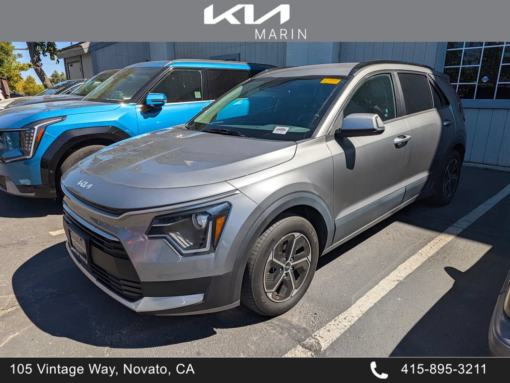 Used 2024 Kia Niro EX FWD image 1