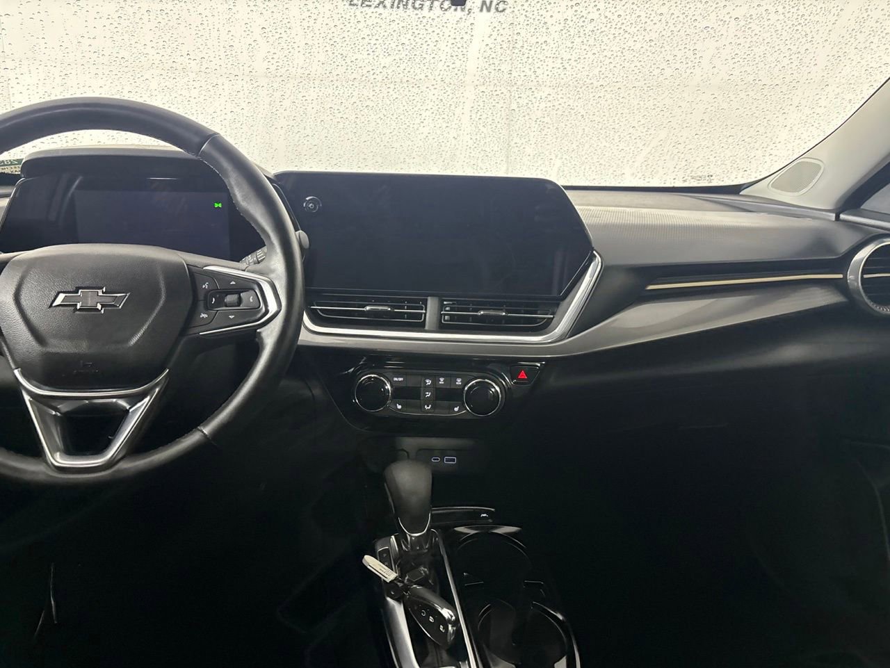 Used 2024 Chevrolet Trax ACTIV w/ Driver Confidence Package FWD image 19