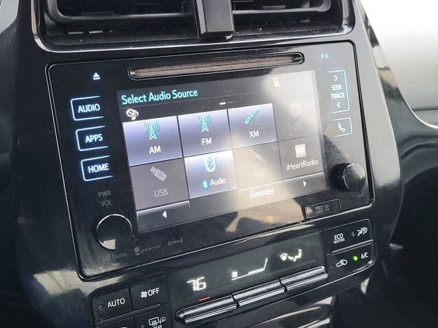 Used 2017 Toyota Prius Three image 19