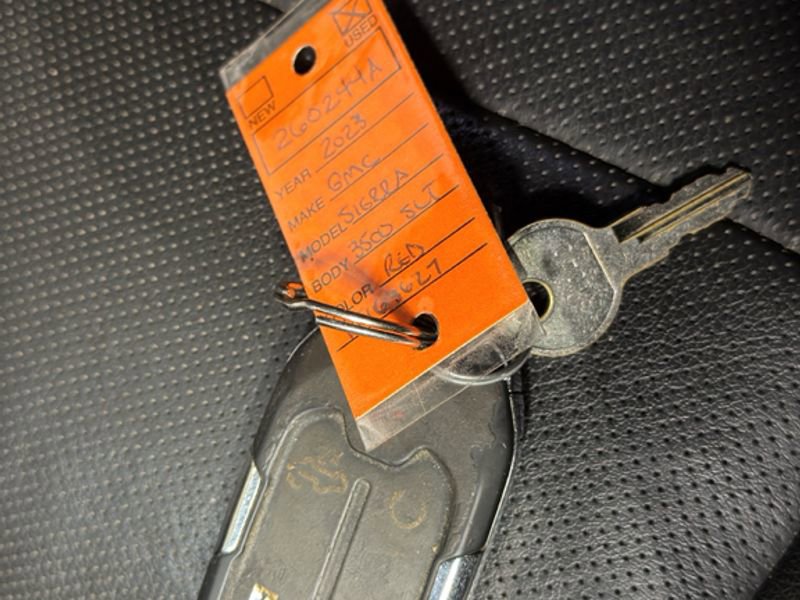 Used 2023 GMC Sierra 3500 SLT w/ SLT Convenience Package image 43