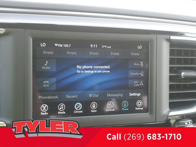 Used 2020 Chrysler Pacifica Touring w/ Cold Weather Group FWD image 50