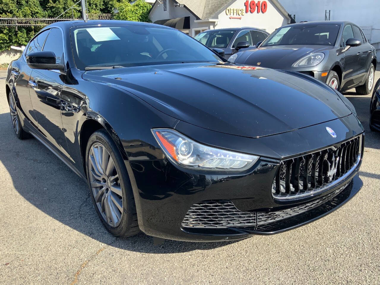 Used 2017 Maserati Ghibli RWD image 4