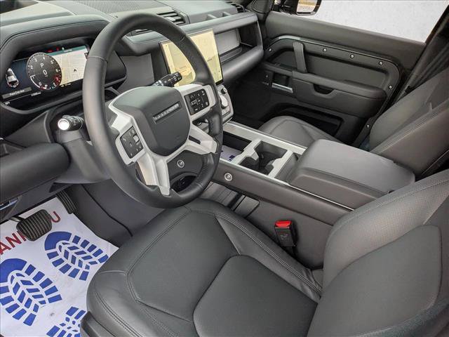 Used 2026 Land Rover Defender 110 X-Dynamic SE AWD/4WD image 10
