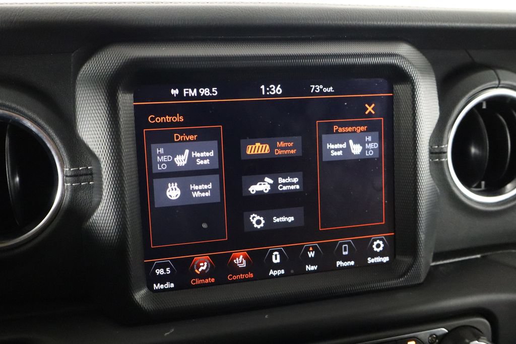 Used 2023 Jeep Wrangler Unlimited Sahara w/ Cold Weather Group AWD/4WD image 32