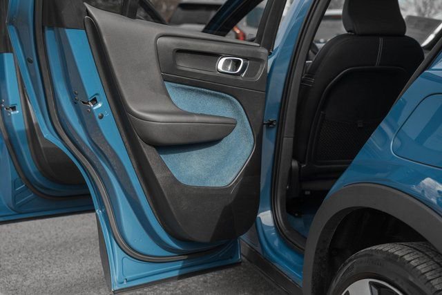 Used 2022 Volvo C40 P8 Recharge Ultimate image 36