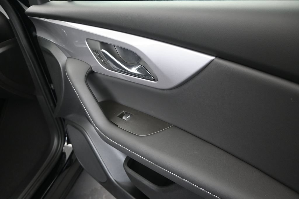 New 2026 Chevrolet Blazer LT FWD image 23