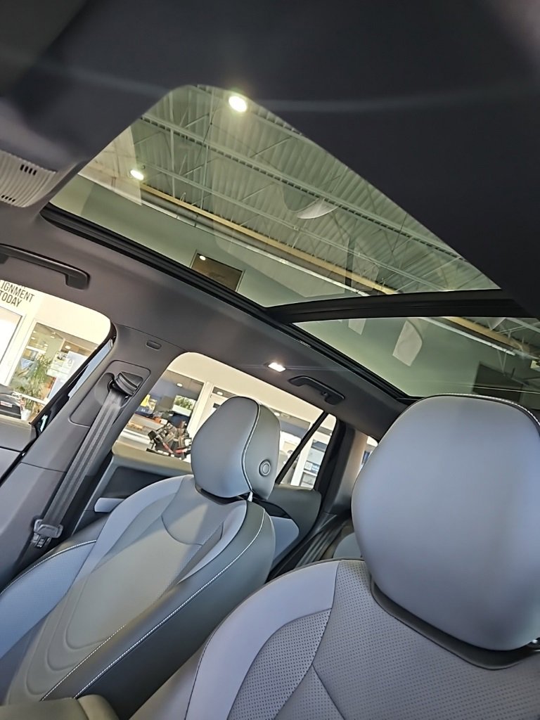 New 2026 Volkswagen Tiguan SE R-Line image 29