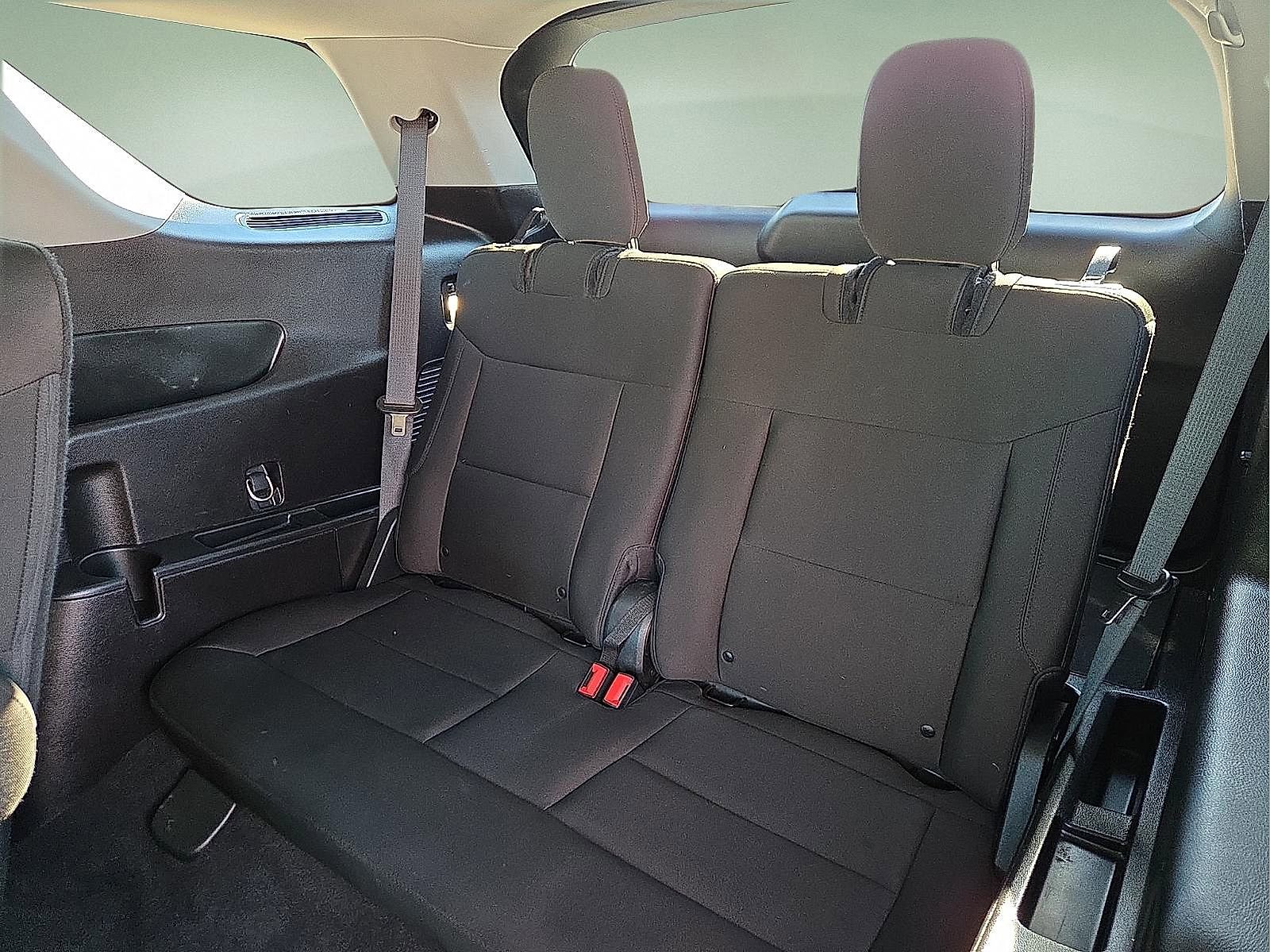 Used 2021 Ford Explorer XLT RWD image 10