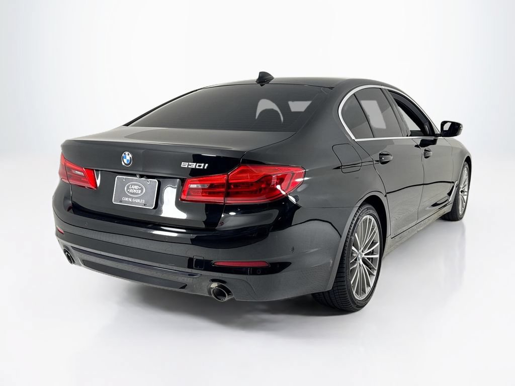 Used 2020 BMW 530i w/ Convenience Package RWD image 5