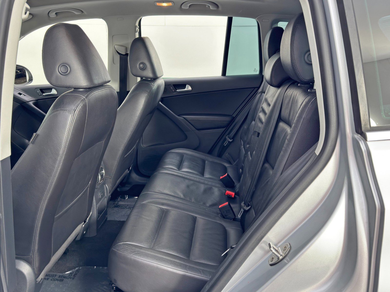 Used 2017 Volkswagen Tiguan Sport image 37