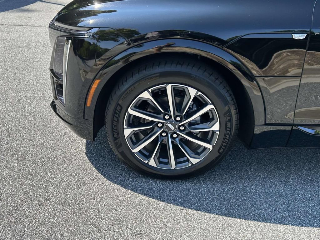 New 2027 Cadillac Lyriq Sport RWD image 9