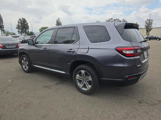 Used 2025 Honda Pilot EX-L image 4