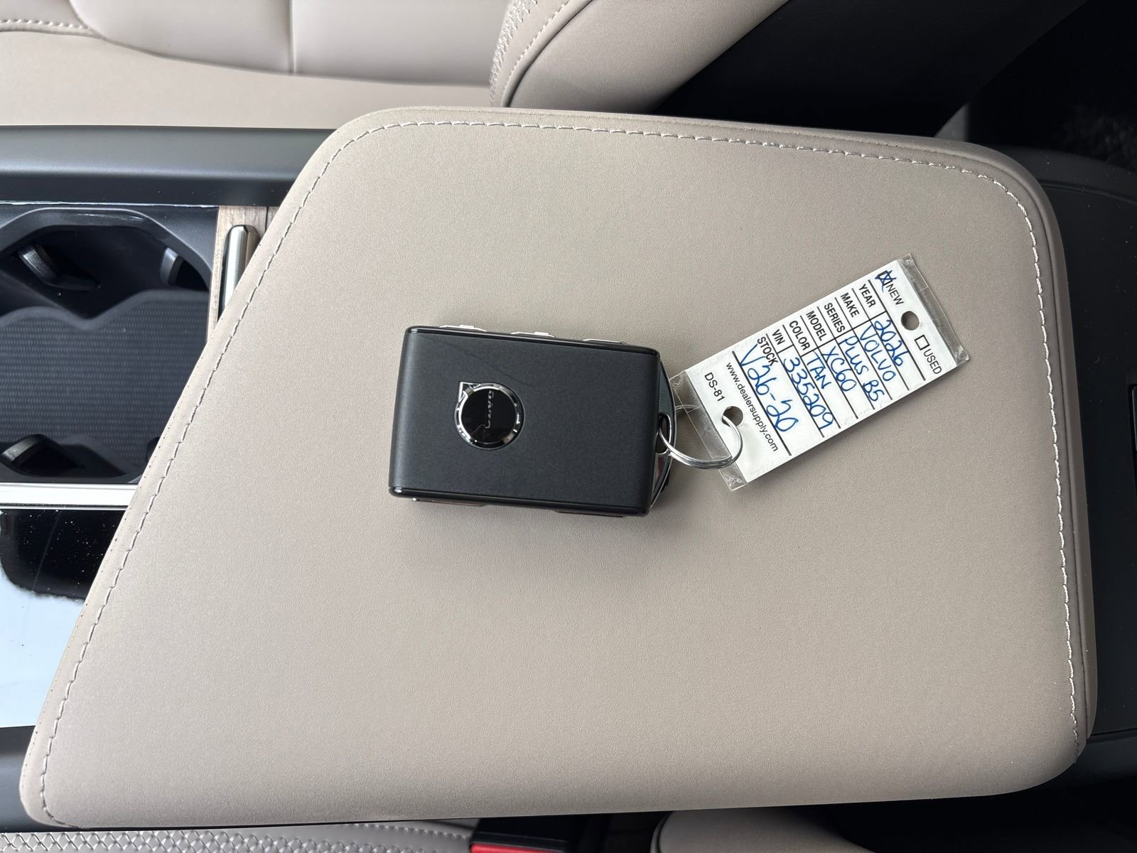 New 2026 Volvo XC60 B5 Plus w/ Protection Package Premier image 35